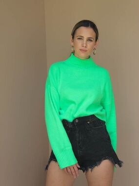 NEON SWEATER ** BTQ ** NWT